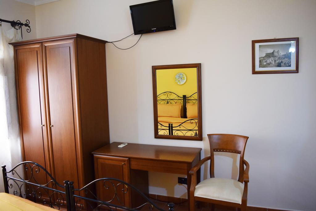 B&B Salotto Di Athena อากริเจนโต ภายนอก รูปภาพ